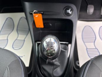 Renault Captur 1.5 dCi ENERGY Dynamique S MediaNav Euro 5 (s/s) 5dr