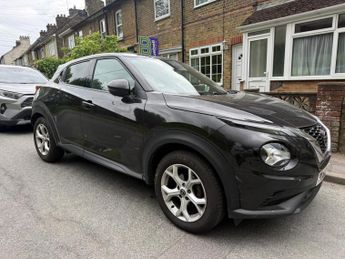 Nissan Juke 1.0 DIG-T N-Connecta DCT Auto Euro 6 (s/s) 5dr