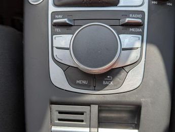 Audi A3 1.4 TFSI e-tron Sportback e-S Tronic Euro 6 5dr 8.8kWh