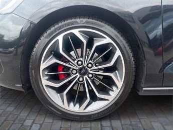 Ford Focus 1.0T EcoBoost MHEV ST-Line X Estate 5dr Petrol Hybrid DCT Euro 6