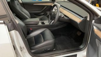 Tesla Model 3 Standard Range Plus Auto RWD 4dr
