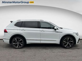 Volkswagen Tiguan Allspace R-LINE TSI S-A