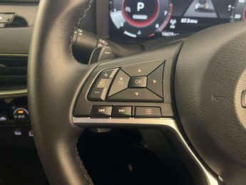 Nissan Juke 1.0 DIG-T N-Connecta SUV 5dr Petrol DCT Auto Euro 6 (s/s) (114 p
