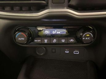 Nissan Juke 1.0 DIG-T N-Connecta SUV 5dr Petrol DCT Auto Euro 6 (s/s) (114 p