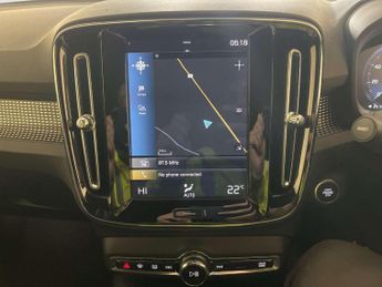 Volvo XC40 1.5h T4 Recharge 10.7kWh R-Design SUV 5dr Petrol Plug-in Hybrid 