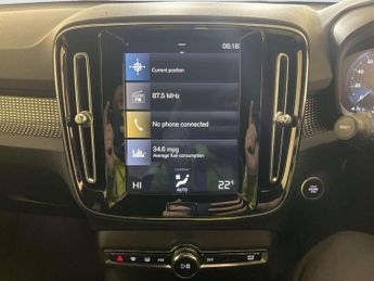 Volvo XC40 1.5h T4 Recharge 10.7kWh R-Design SUV 5dr Petrol Plug-in Hybrid 