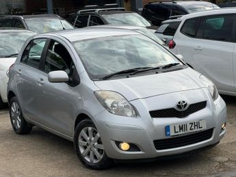 Toyota Yaris 1.33 Dual VVT-i T Spirit Euro 5 (s/s) 5dr