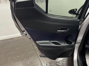 Toyota C-HR 1.8 VVT-h Dynamic CVT Euro 6 (s/s) 5dr