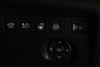 Citroen e-C4 50kWh Shine Plus Auto 5dr (7.4kW Charger)