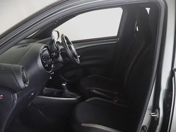 Toyota Aygo X 1.0 VVT-i Edge x-shift Euro 6 (s/s) 5dr