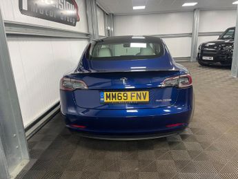 Tesla Model 3 (Dual Motor) Performance Auto 4WDE 4dr (Performance Upgrade)