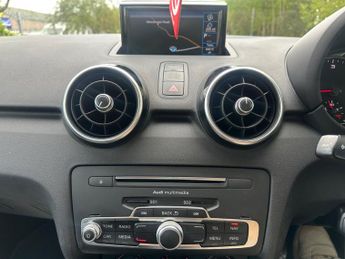 Audi A1 1.6 TDI Sport Sportback Euro 6 (s/s) 5dr (Nav)
