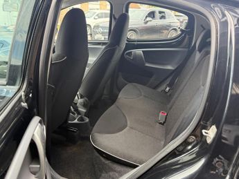 Peugeot 107 1.0 12V Urban Euro 5 5dr
