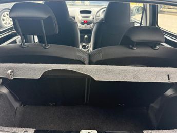 Peugeot 107 1.0 12V Urban Euro 5 5dr