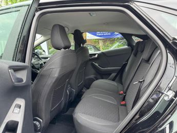 Ford Puma 1.0T EcoBoost MHEV Titanium DCT Euro 6 (s/s) 5dr