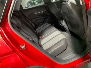 Peugeot 3008 1.2 PureTech Allure EAT Euro 6 (s/s) 5dr