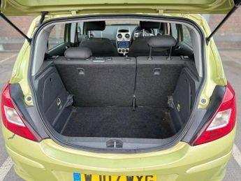 Vauxhall Corsa 1.4i 16v Club 5dr