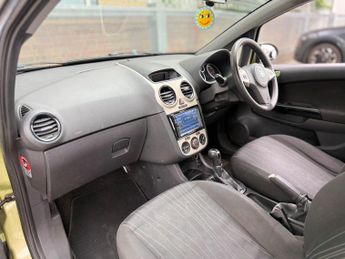 Vauxhall Corsa 1.4i 16v Club 5dr