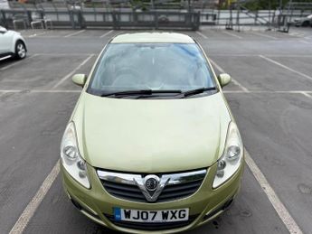 Vauxhall Corsa 1.4i 16v Club 5dr