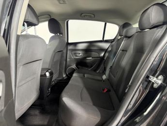 Chevrolet Cruze 1.8 LTZ Auto Euro 5 5dr