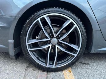 Audi A6 Avant 2.0 TDI Black Edition S Tronic quattro Euro 6 (s/s) 5dr