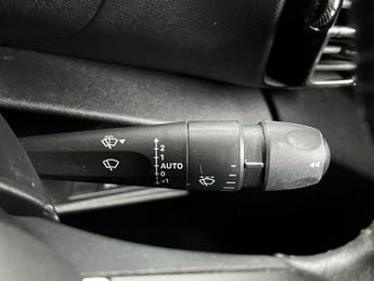 Citroen e-C4 50kWh Sense Auto 5dr (7.4kW Charger)