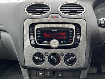 Ford Focus 1.6 Zetec Climate 5dr