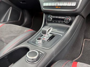 Mercedes-Benz GLA 2.0 GLA45 AMG (Premium) SpdS DCT 4MATIC Euro 6 (s/s) 5dr