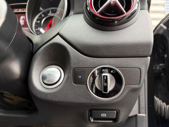 Mercedes-Benz GLA 2.0 GLA45 AMG (Premium) SpdS DCT 4MATIC Euro 6 (s/s) 5dr