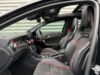 Mercedes-Benz GLA 2.0 GLA45 AMG (Premium) SpdS DCT 4MATIC Euro 6 (s/s) 5dr