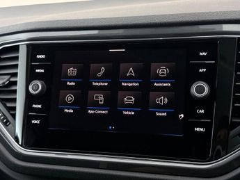 Volkswagen T-Roc 1.5 TSI EVO SEL DSG Euro 6 (s/s) 5dr