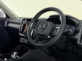 Volvo XC40 1.5 T3 Inscription Pro Auto Euro 6 (s/s) 5dr