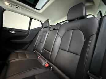 Volvo XC40 1.5 T3 Inscription Pro Auto Euro 6 (s/s) 5dr