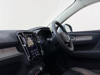 Volvo XC40 1.5 T3 Inscription Pro Auto Euro 6 (s/s) 5dr