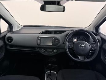 Toyota Yaris 1.5 VVT-h Icon Tech E-CVT Euro 6 (s/s) 5dr