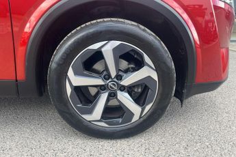 Nissan Qashqai 1.3 DiG-T MH 158 N-Connecta 5dr Xtronic