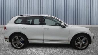 Volkswagen Touareg 3.0 TDI V6 BlueMotion Tech R-Line Plus Tiptronic 4WD Euro 6 (s/s