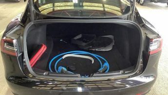 Tesla Model 3 Standard Range Plus Auto RWD 4dr