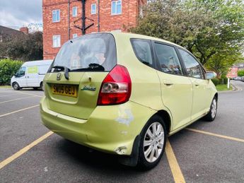 Honda Jazz 1.4 i-DSI SE CVT-7 5dr