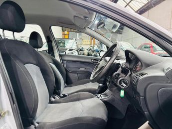 Peugeot 206 1.4 8v S 5dr (a/c)