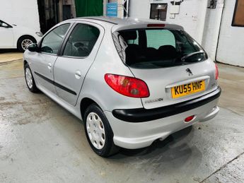 Peugeot 206 1.4 8v S 5dr (a/c)