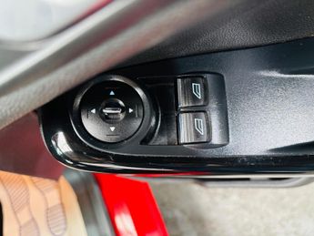 Ford Fiesta 1.0T EcoBoost Zetec Powershift Euro 5 3dr