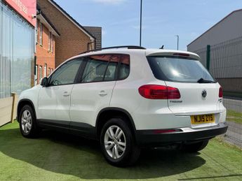 Volkswagen Tiguan 2.0 TDI BlueMotion Tech S DSG 4WD Euro 5 (s/s) 5dr
