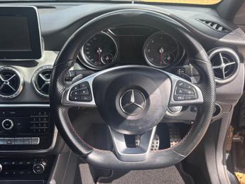 Mercedes-Benz CLA 2.1 CLA220d AMG Line Coupe 7G-DCT Euro 6 (s/s) 4dr