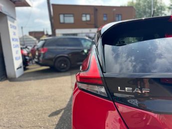 Nissan Leaf 40kWh Tekna Auto 5dr