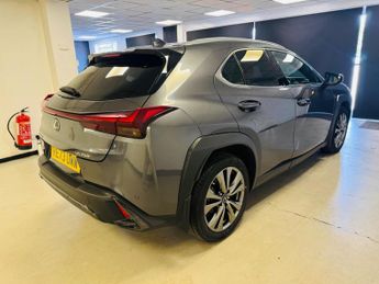 Lexus UX 2.0 250h F Sport Design E-CVT Euro 6 (s/s) 5dr