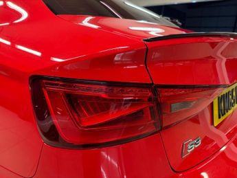 Audi S3 2.0 TFSI S Tronic quattro Euro 6 (s/s) 4dr (Nav)