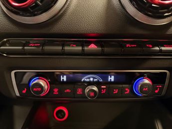 Audi S3 2.0 TFSI S Tronic quattro Euro 6 (s/s) 4dr (Nav)