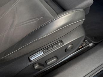 Volkswagen ID.7 Pro 77kWh Launch Edition Fastback Auto 5dr