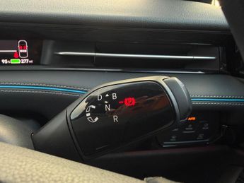 Volkswagen ID.7 Pro 77kWh Launch Edition Fastback Auto 5dr